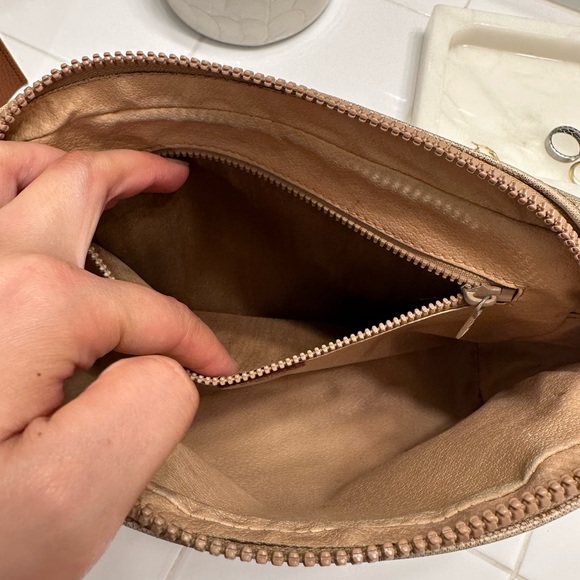 Vintage CELINE COSMO POUCH - Picture 7 of 9